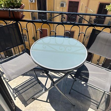 Casetta Al Molo Trapezoidale Palermo Eksteriør billede